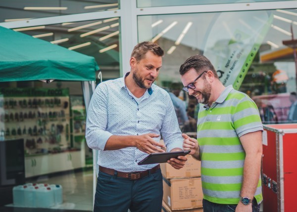 RECA kariéra: obchodní tým