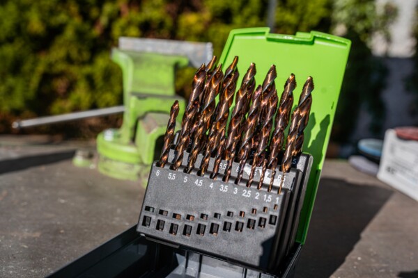 Detail otevřené sady spirálových vrtáků RECA TIP TOP