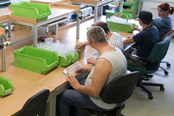 Přiložíme i montážní návody, plánky a další